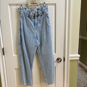 Zara High Waisted Jeans with Ruffle On waistband Size 6